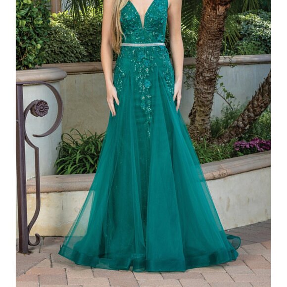New Sleeveless Mermaid Prom Tulle Gown w/ Floral Applqiue & Deep V-Neck DQ 4311 - Picture 5 of 8